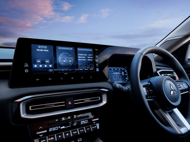 Audio Display 12.3 Inci dengan Konektivitas Smartphone